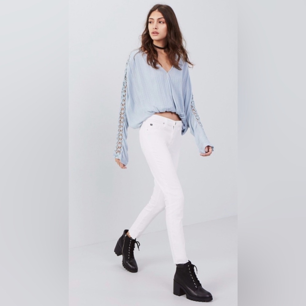 Free People Runaway Crochet Blouse Sky Blue M NWT Boho Cropped - Picture 7 of 11
